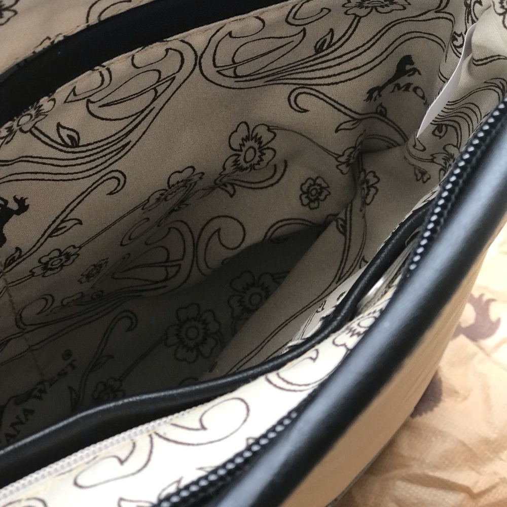 Montana West Beige Crossbody - Picture 6 of 7